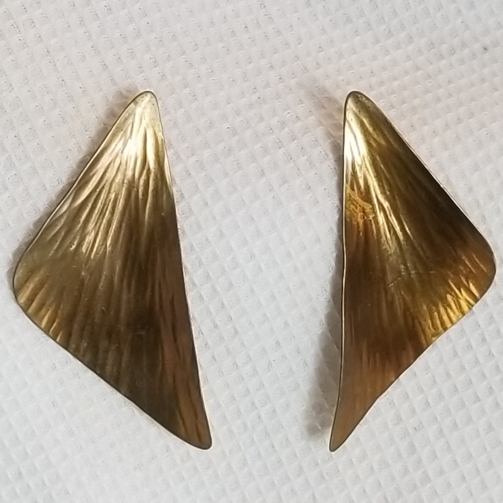 Vintage Pearce hammered brass earrings for pierced ears-artisan handmade